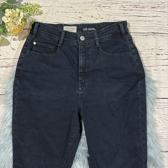 ANTHROPOLOGIE Pilcro Slim Tuck High-Rise Straight-Leg Jeans Womens Dark Blue - Picture 8 of 9
